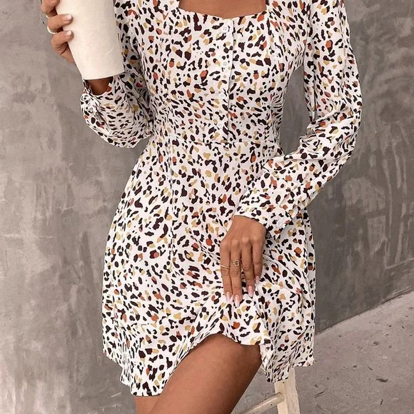 White Casual Womens Allover Print Cut Out Front Dress - Picture 3 of 5